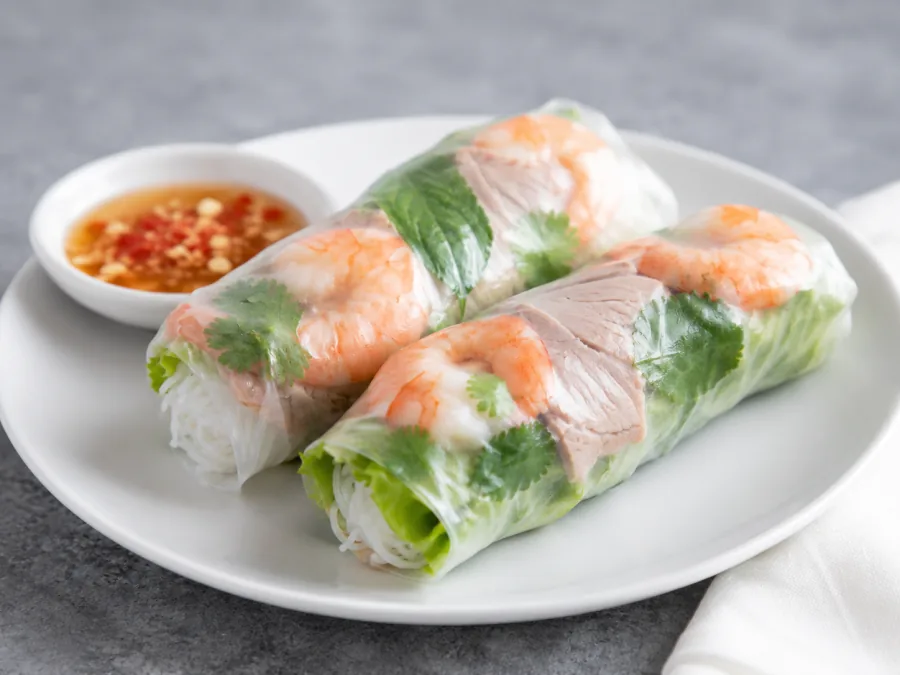 Fresh rice paper rolls